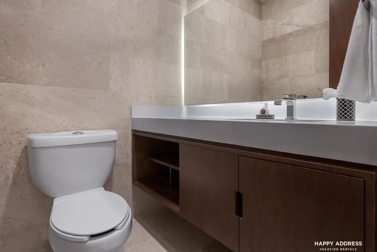 Trendy 1 Bedroom Apartment In Cruz Con Mar Brand New Building Playa del Carmen México